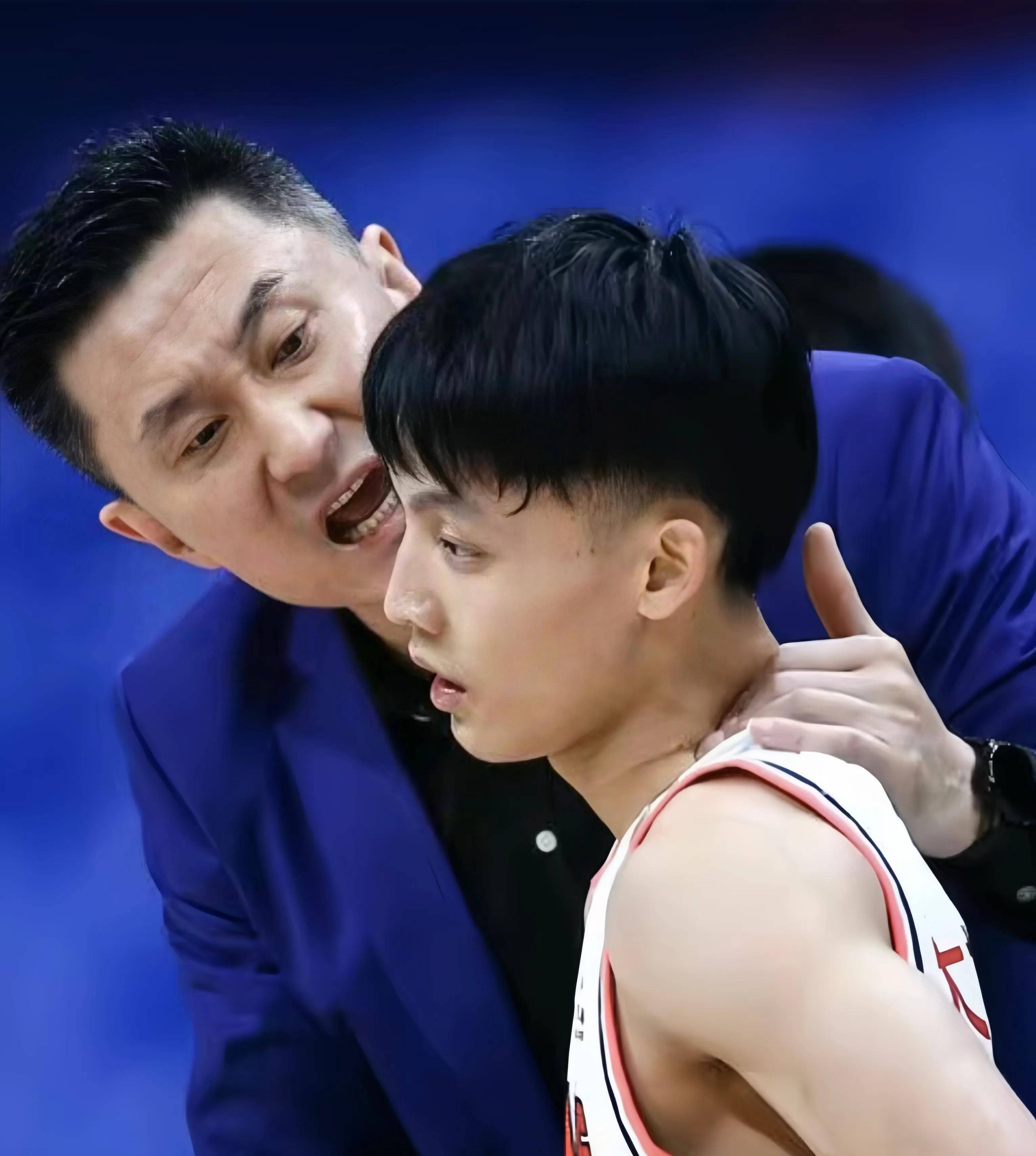 广东宏远队以强大实力战胜对手